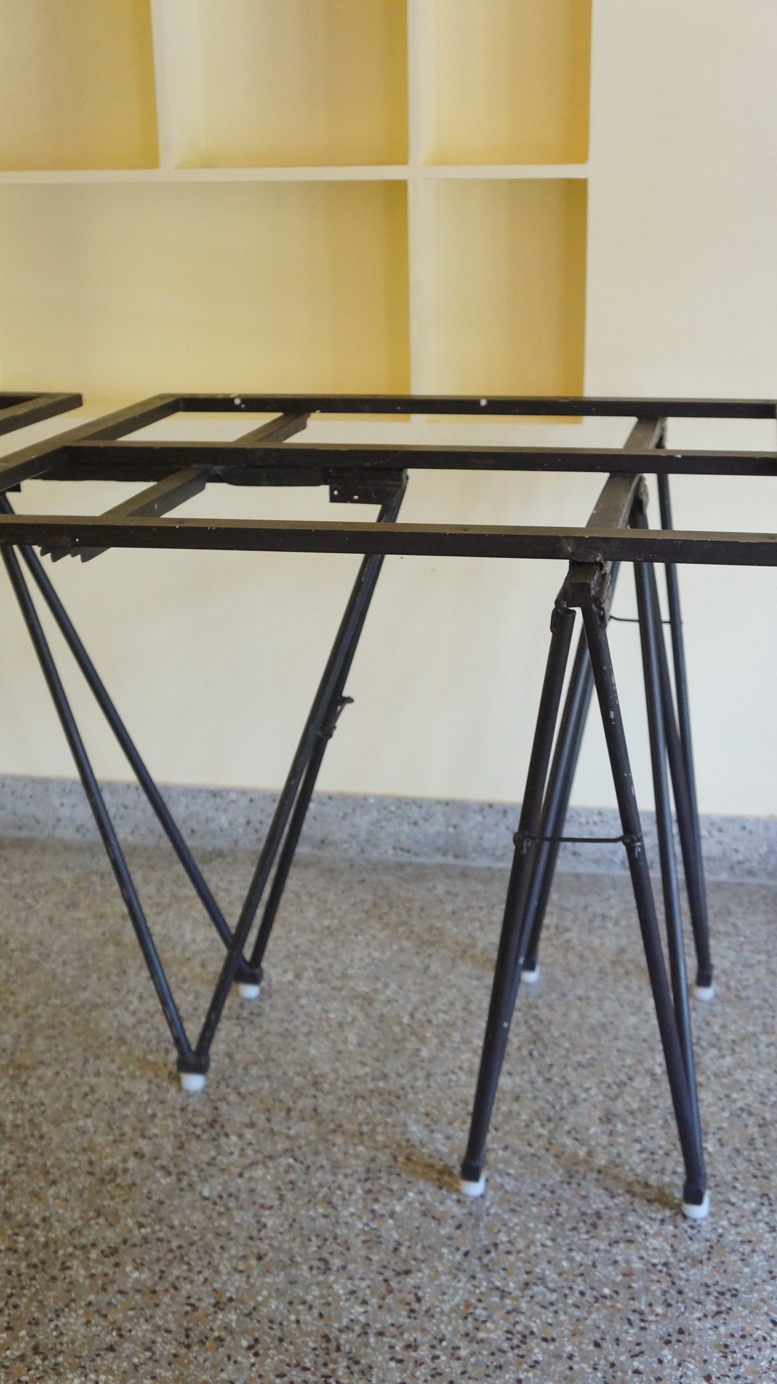 portable workdesk — photo 2